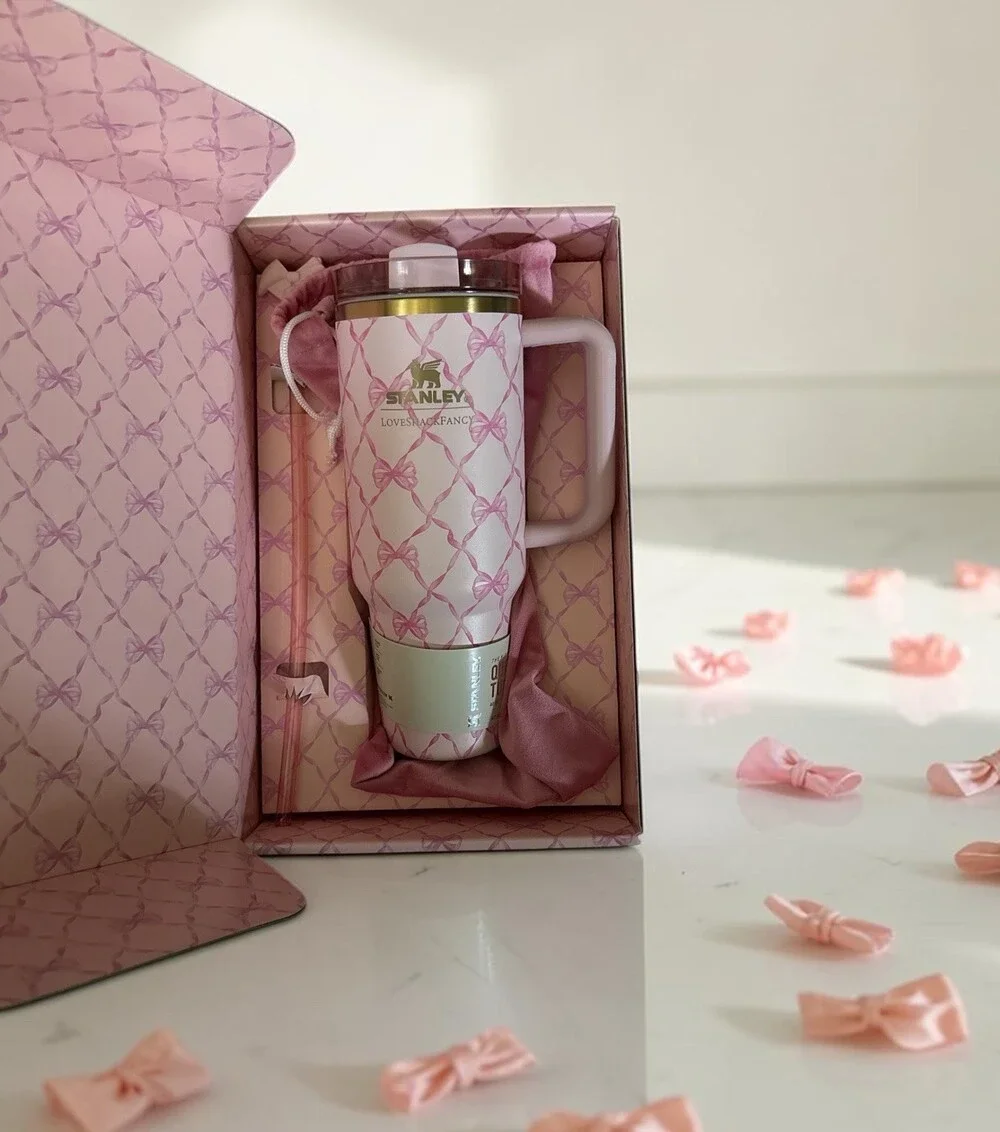Stanley 1913 x Love Shack Fancy Baby Bow Pink Peppermint 40oz Quencher